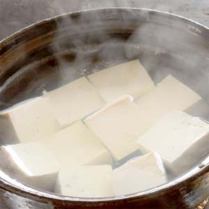 壱州豆腐の湯豆腐
